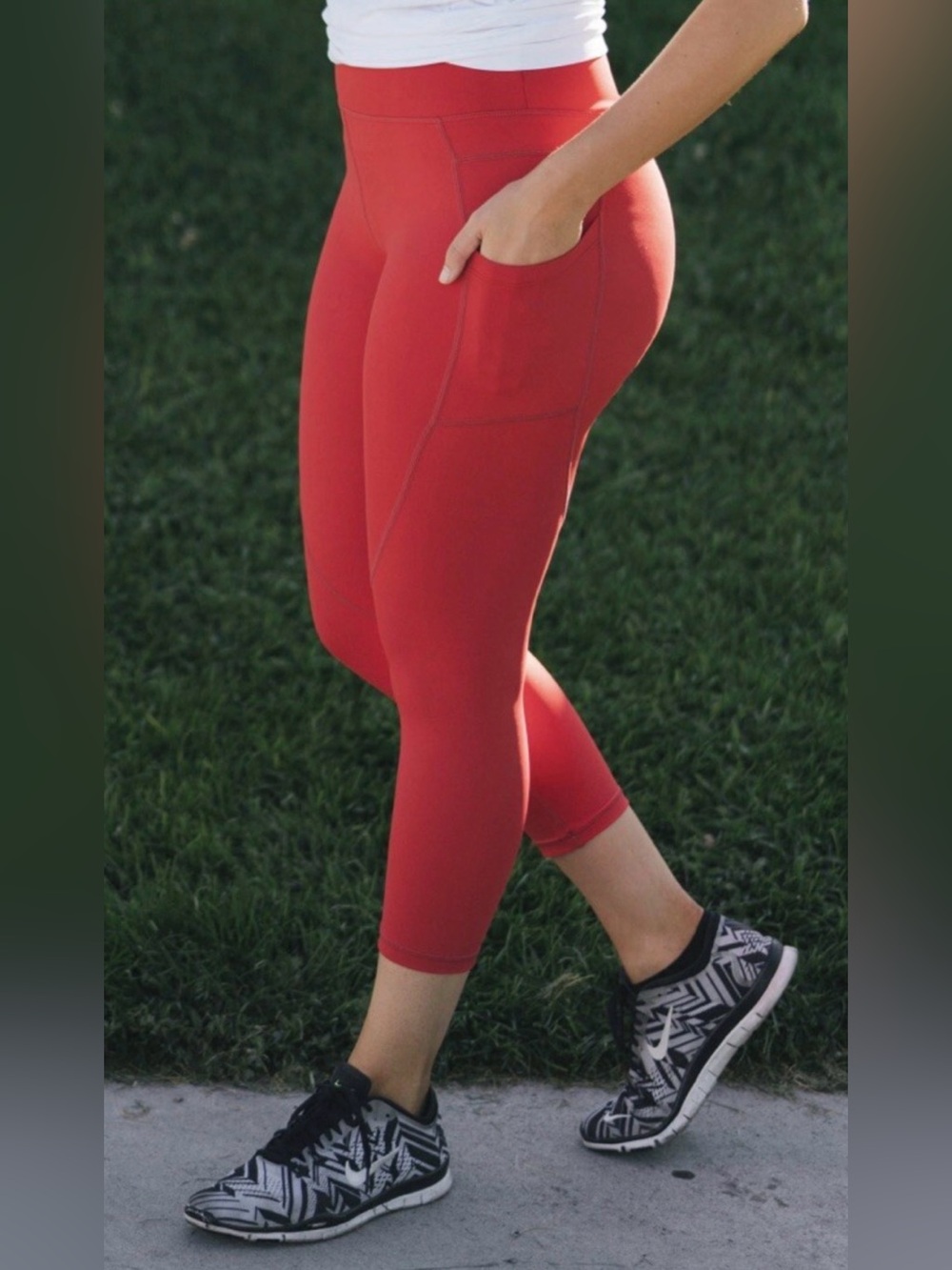 Zyia Red High-Waist Athletic Leggings with Pockets Sz 12